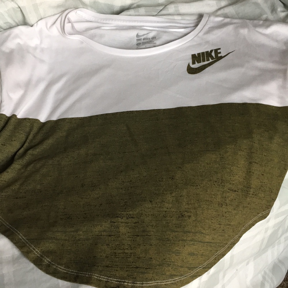Green and white Cropted Nike shirt